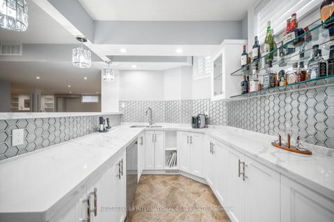 Photo 30 at 178 Grandvista Crescent, Vellore Village, Vaughan