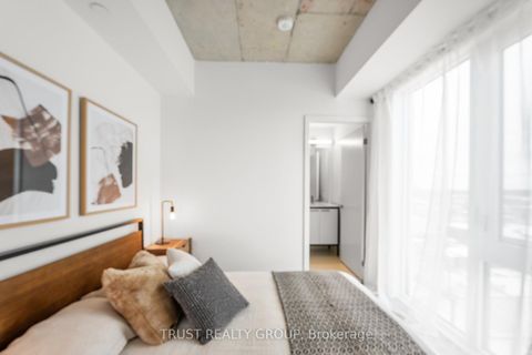 Photo 9 at 911 - 1808 St. Clair Avenue W, Junction Area, Toronto
