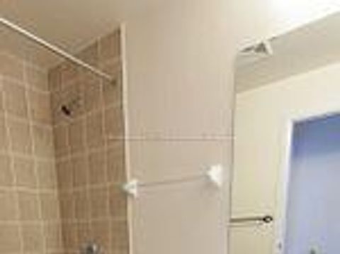 Photo 7 at 215 - 4700 Highway 7 Road, East Woodbridge, Vaughan