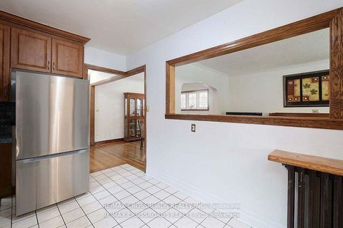 Photo 10 at 334 O'Connor Drive, East York, Toronto