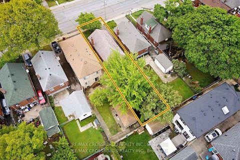 Photo 33 at 334 O'Connor Drive, East York, Toronto