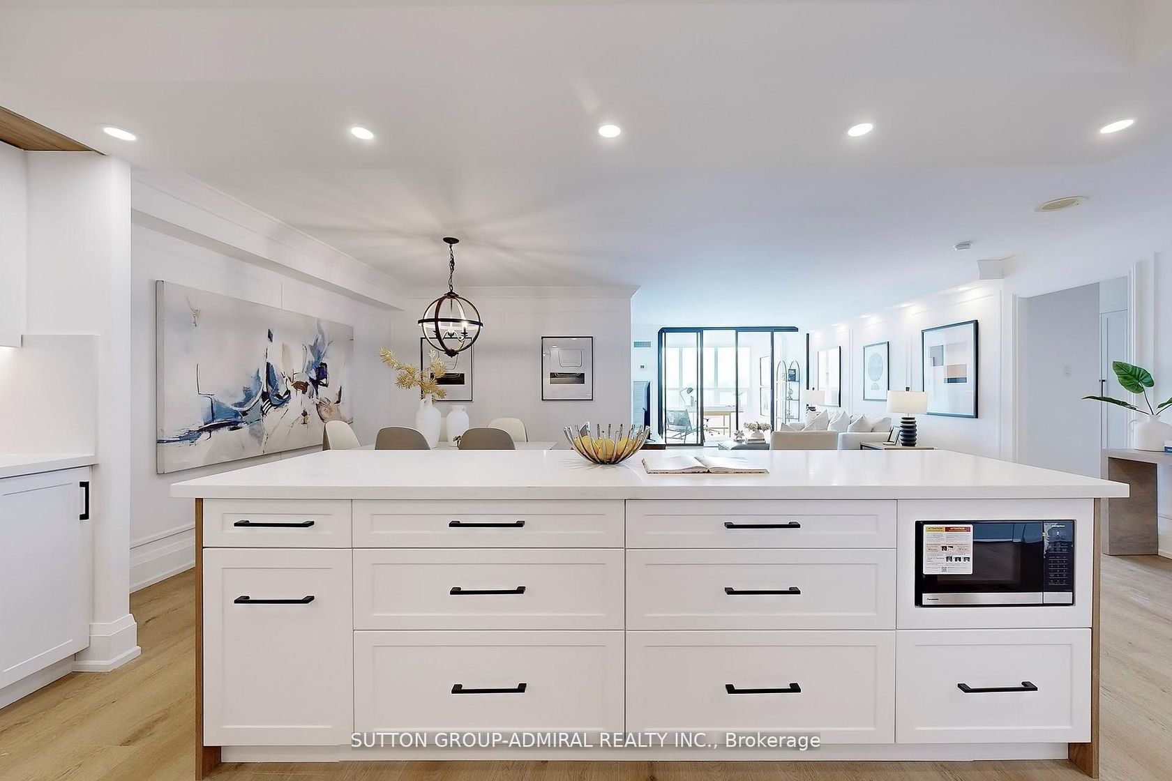 2009 - 65 Spring Garden Avenue, Willowdale East, Toronto 