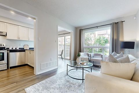 Photo 8 at 263 Pinnacle Trail, Bayview Wellington, Aurora