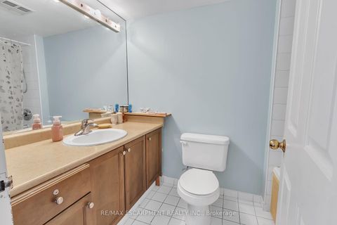 Photo 24 at 756 - 24 Southport Street, Swansea, Toronto