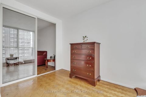 Photo 27 at 756 - 24 Southport Street, Swansea, Toronto