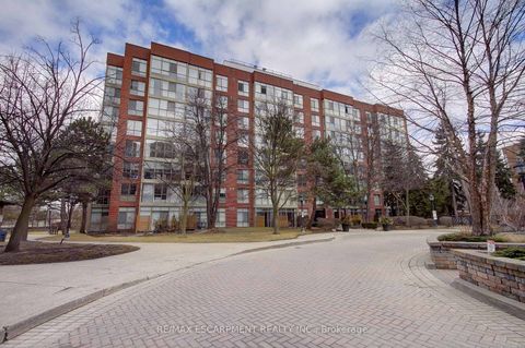 Photo 41 at 756 - 24 Southport Street, Swansea, Toronto