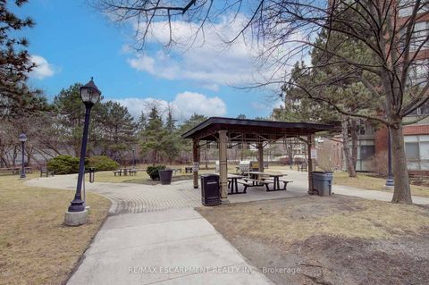 Photo 42 at 756 - 24 Southport Street, Swansea, Toronto