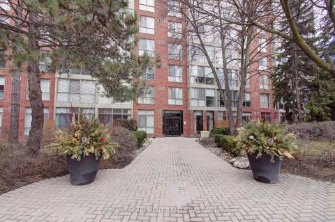 Photo 45 at 756 - 24 Southport Street, Swansea, Toronto