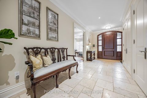 Photo 2 at 34 Hillside Drive, Broadview North, Toronto