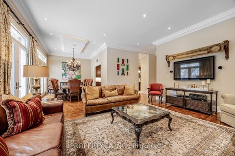 Photo 10 at 34 Hillside Drive, Broadview North, Toronto