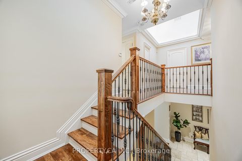 Photo 14 at 34 Hillside Drive, Broadview North, Toronto