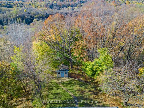 Photo 39 at 34 Hillside Drive, Broadview North, Toronto