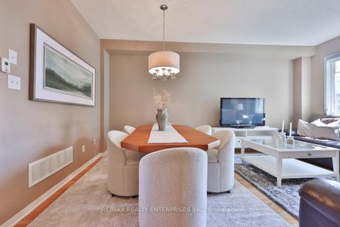 Photo 4 at 14 - 2171 Fiddlers Way, WM Westmount, Oakville