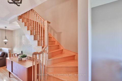 Photo 15 at 14 - 2171 Fiddlers Way, WM Westmount, Oakville
