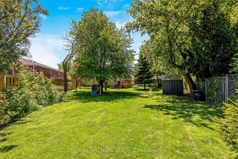 Photo 22 at 142 Meighen Avenue, Parkview, Toronto