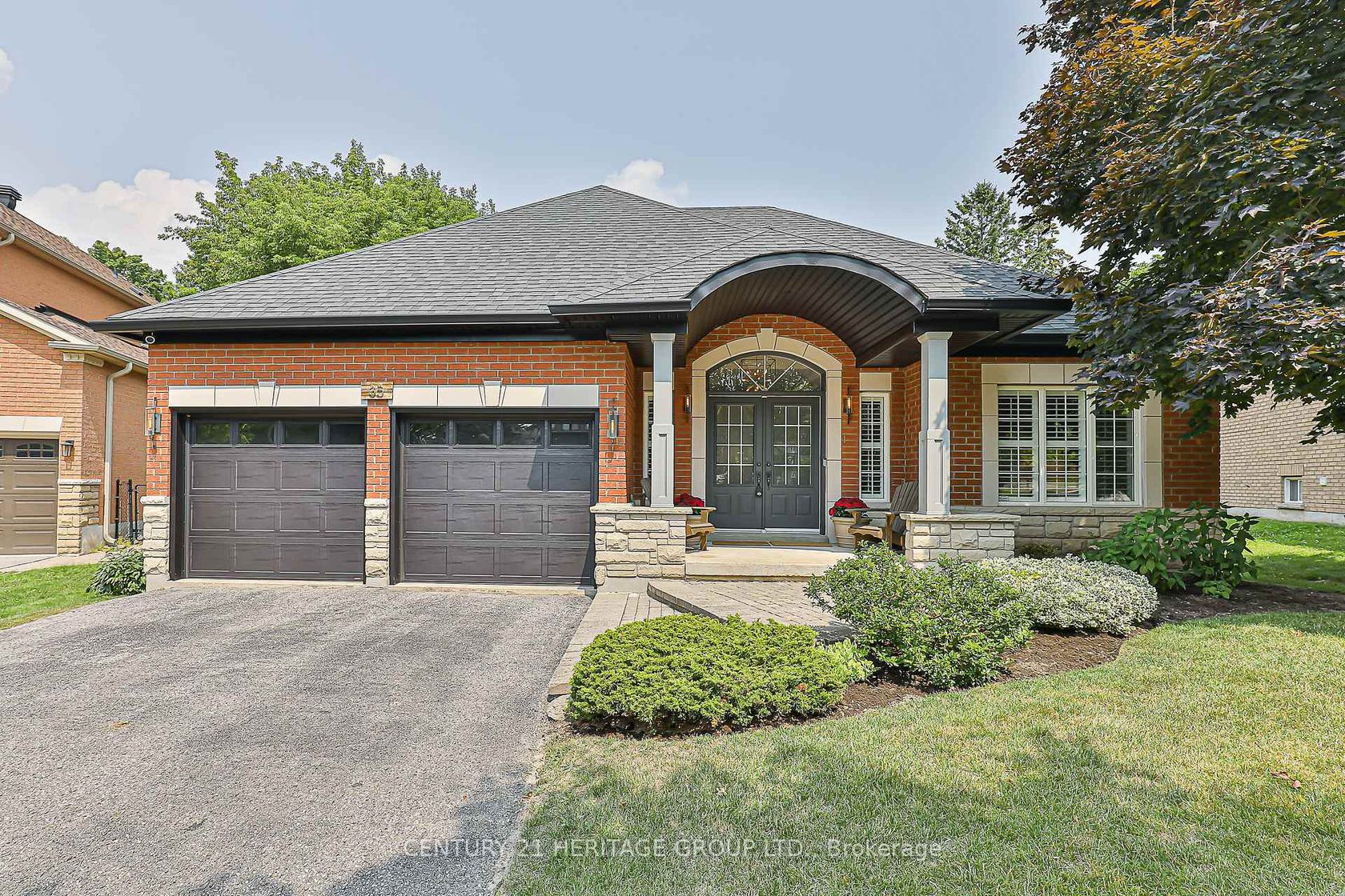 35 Watts Meadow, Aurora Highlands, Aurora 