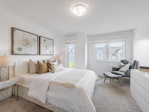Photo 18 at 52 Market Garden Mews, Queensway, Toronto