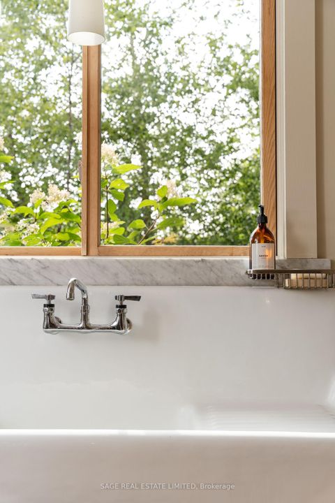 Photo 12 at 322 Sorauren Avenue, Roncesvalles, Toronto