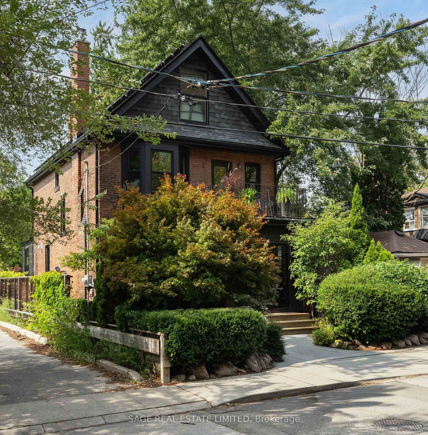 322 Sorauren Avenue, Roncesvalles, Toronto 