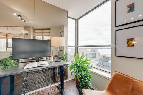 Photo 11 at 1102 - 270 Queens Quay W, Waterfront Communities C1, Toronto