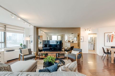 Photo 12 at 1102 - 270 Queens Quay W, Waterfront Communities C1, Toronto