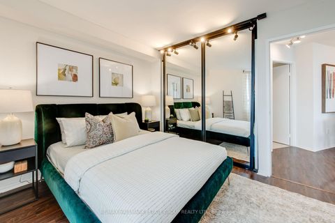 Photo 18 at 1102 - 270 Queens Quay W, Waterfront Communities C1, Toronto
