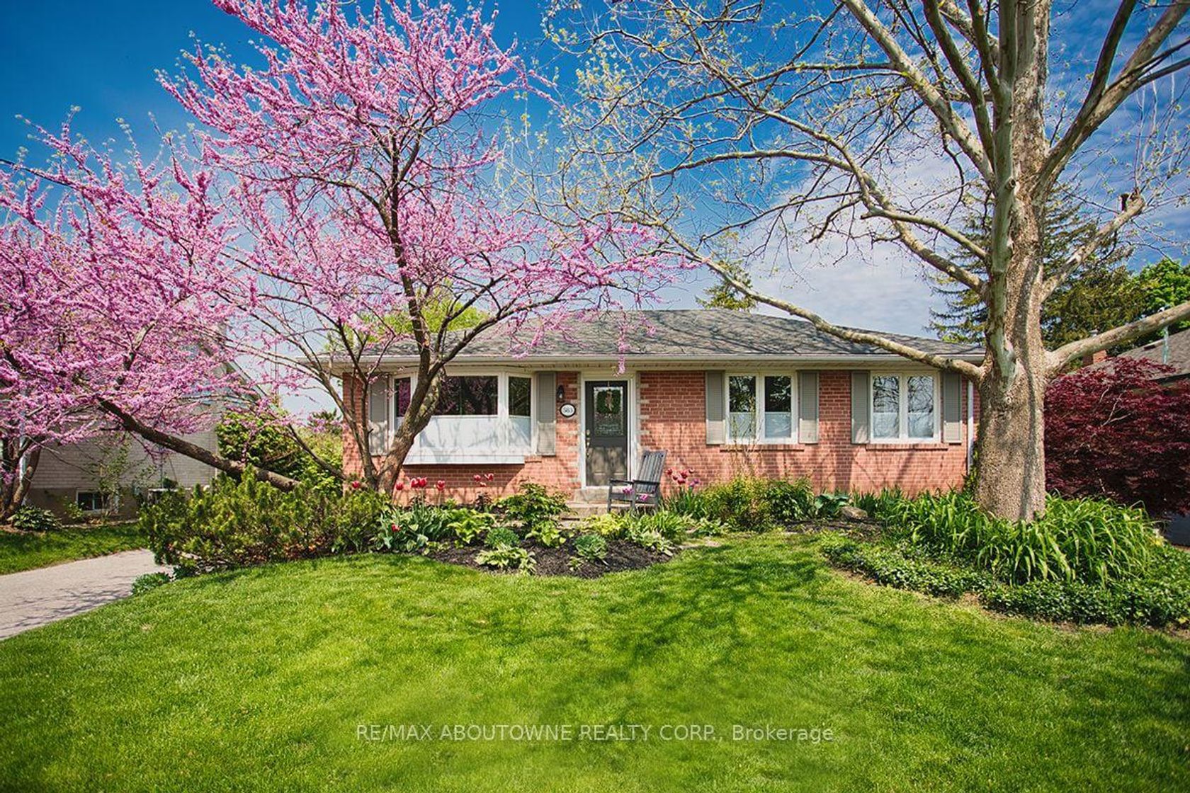 583 Taplow Crescent W, WO West, Oakville 