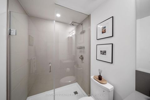 Photo 6 at 2020 - 19 Western Battery Road, Niagara, Toronto