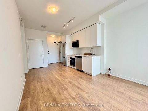 Photo 5 at 605 - 474 Caldari Rd Road, Concord, Vaughan