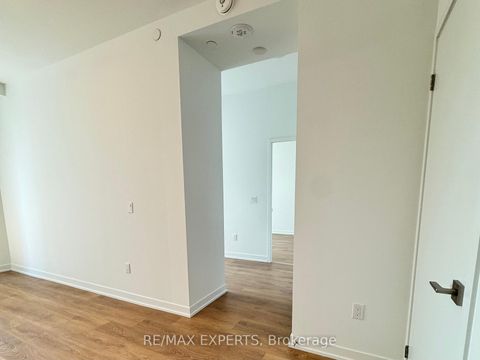 Photo 7 at 605 - 474 Caldari Rd Road, Concord, Vaughan