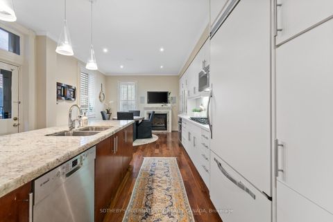 Photo 10 at 488 Ontario Street, South St. James Town, Toronto