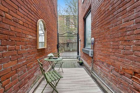 Photo 16 at 488 Ontario Street, South St. James Town, Toronto