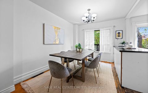 Photo 10 at 33 Avonlea Boulevard, Crescent Town, Toronto