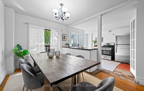Photo 12 at 33 Avonlea Boulevard, Crescent Town, Toronto