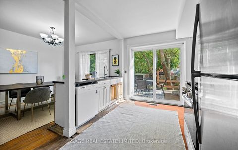 Photo 15 at 33 Avonlea Boulevard, Crescent Town, Toronto