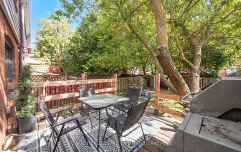 Photo 30 at 33 Avonlea Boulevard, Crescent Town, Toronto