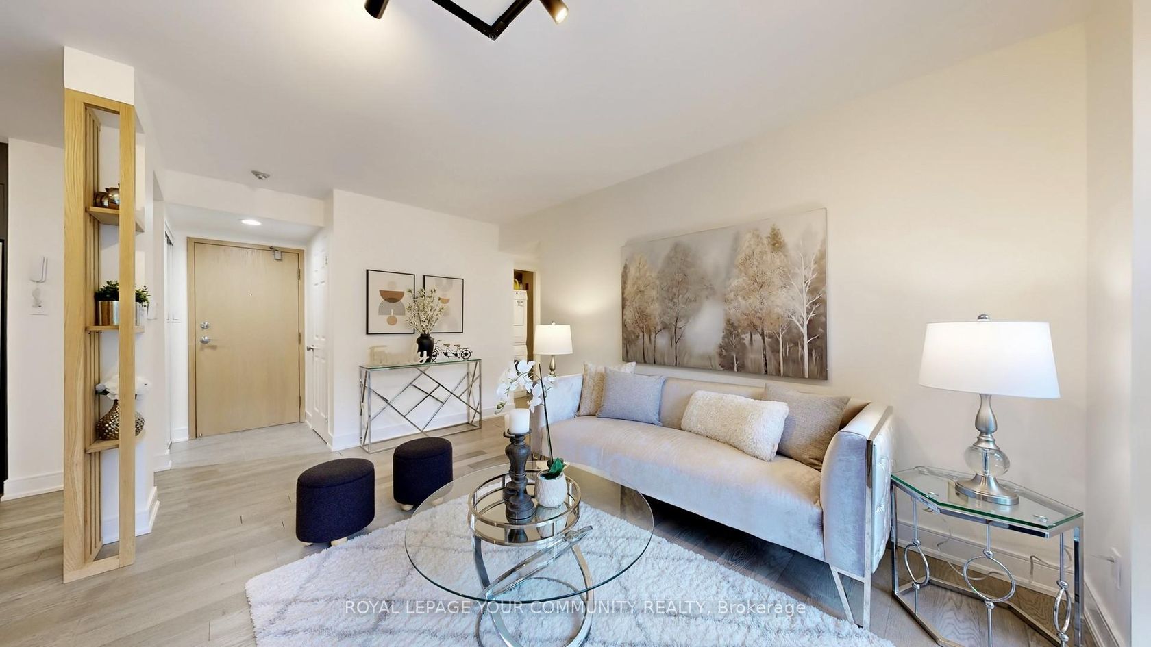 Photo 9 at 233 - 22 Southport Street, Swansea, Toronto Photo 9 at 233 - 22 Southport Street, Swansea, Toronto