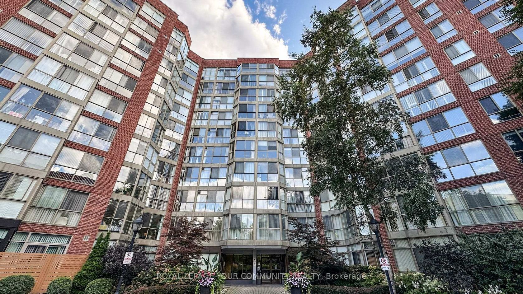 Photo 25 at 233 - 22 Southport Street, Swansea, Toronto Photo 25 at 233 - 22 Southport Street, Swansea, Toronto