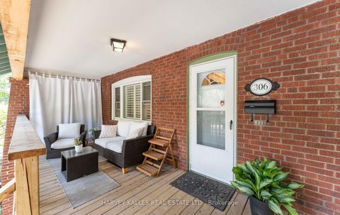 Photo 2 at 306 Wychwood Avenue, Cedarvale, Toronto