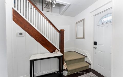 Photo 17 at 306 Wychwood Avenue, Cedarvale, Toronto