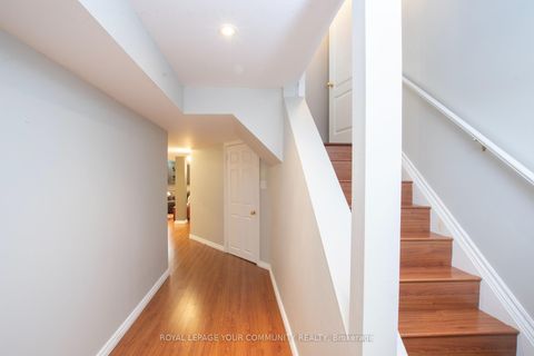 Photo 19 at 226 Kayla Crescent, Maple, Vaughan