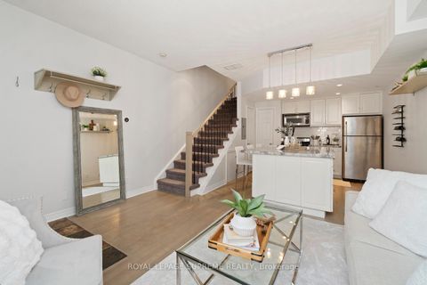 Photo 6 at 37 - 6 Wellesley Place, North St. James Town, Toronto