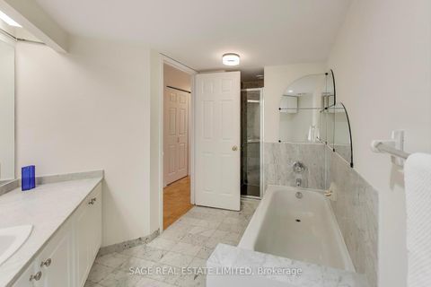 Photo 16 at 1201 - 5 Concorde Place, Don Mills, Toronto