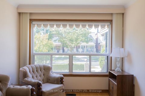 Photo 2 at 107 Caledonia Road, Davenport, Toronto