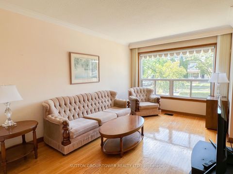 Photo 3 at 107 Caledonia Road, Davenport, Toronto Photo 3 at 107 Caledonia Road, Davenport, Toronto