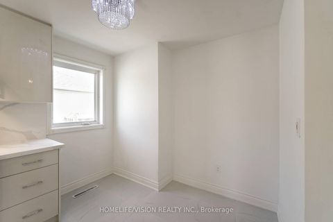 Photo 14 at 5 Orlando Boulevard, Maryvale, Toronto