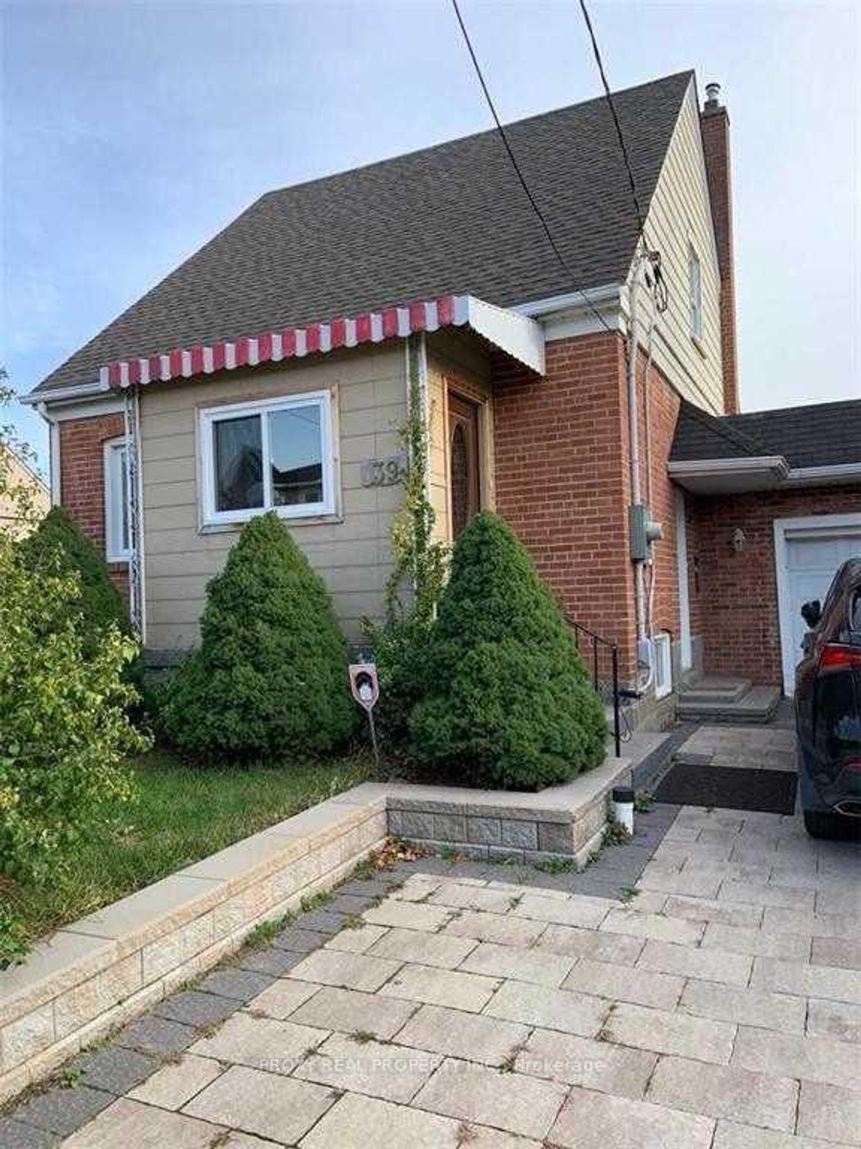 39 Winston Park Boulevard, CFB, Toronto 