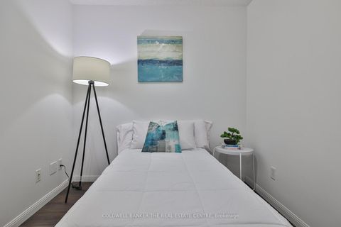 Photo 9 at 203 - 18 Stafford Street, Niagara, Toronto