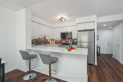 Photo 10 at 203 - 18 Stafford Street, Niagara, Toronto