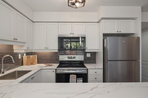 Photo 13 at 203 - 18 Stafford Street, Niagara, Toronto